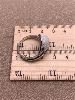 *Кольцо р.19 Глиттер арт. Gl-R01762-X-W-X-X-W-379 вес 4,5 г - фото 307894