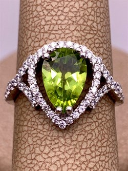 *Кольцо р.17 Хризолит арт. R00494-802 Вес 3,01 г - фото 308566