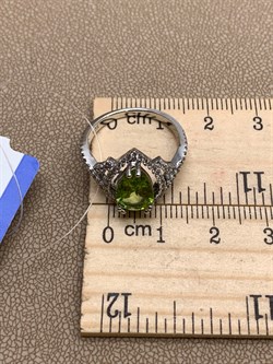 *Кольцо р.17 Хризолит арт. R00494-802 Вес 3,01 г - фото 308569