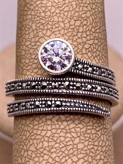 *Кольцо р.19 Змейка Марказит Белый Фианит арт. HR1318-769 вес 5.37 г - фото 310230