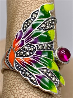 *Кольцо р.19 Крыло Бабочки Марказит Корунд Рубин Эмаль арт. HR725-059 вес 7,69 г - фото 310429 *Кольцо р.19 Крыло Бабочки Марказит Корунд Рубин Эмаль арт. HR725-059 вес 7,69 г - фото 310429