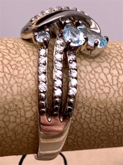 *Кольцо р.17,5 Голубой Топаз Романовы арт. 01-1813/00ТБ-00-485 вес 3,33 г - фото 311879