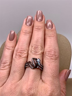 *Кольцо р.17,5 Голубой Топаз Романовы арт. 01-1813/00ТБ-00-485 вес 3,33 г - фото 311881