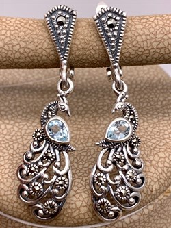 *Серьги Жар Птицы Марказит Голубой Топаз арт. HE1567-898 вес 6,56 г - фото 313252