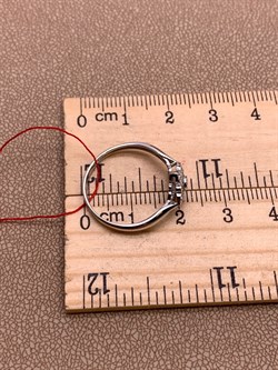 *Кольцо р.18 Белый бр цв Белое арт. 13250-200-143 вес 1,55 г - фото 314628