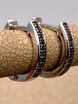 *Серьги Черный бр цв Белое арт. 2671-213-621 вес 1,82 г - фото 314680