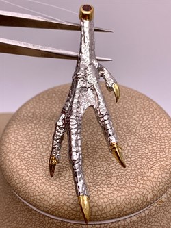 *Подвеска Лапка Гранат Пироп Арт 3142-Гранат-9,33 Вес 9,33 г - фото 315232 *Подвеска Лапка Гранат Пироп Арт 3142-Гранат-9,33 Вес 9,33 г - фото 315232