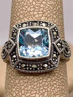 *Кольцо р.19 Марказит Голубой Топаз арт. HR978-402 вес 5,37 г - фото 316739