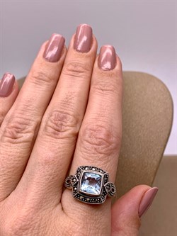 *Кольцо р.19 Марказит Голубой Топаз арт. HR978-402 вес 5,37 г - фото 316742