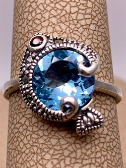 *Кольцо р.17 Рыбка Марказит Голубой Топаз арт. HR1615-570 вес 4,36 г - фото 316753 *Кольцо р.17 Рыбка Марказит Голубой Топаз арт. HR1615-570 вес 4,36 г - фото 316753