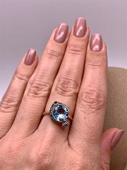 *Кольцо р.17 Рыбка Марказит Голубой Топаз арт. HR1615-570 вес 4,36 г - фото 316754 *Кольцо р.17 Рыбка Марказит Голубой Топаз арт. HR1615-570 вес 4,36 г - фото 316754