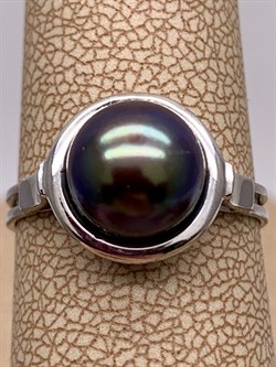 *Кольцо р.17,5 Черный Жемчуг д.8,5*9мм арт. 1.0652.0.b-731 Вес 3,22 г - фото 317922 *Кольцо р.17,5 Черный Жемчуг д.8,5*9мм арт. 1.0652.0.b-731 Вес 3,22 г - фото 317922