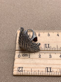 *Кольцо р.19  Крыло Бабочки Марказит Гранат Сердце арт. HR676-513 вес 8,99 г - фото 318915