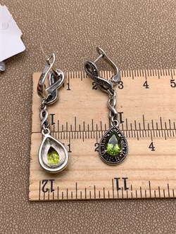 *Серьги Марказит Хризолит арт. HE1414-961 вес 8.12 г - фото 319256 *Серьги Марказит Хризолит арт. HE1414-961 вес 8.12 г - фото 319256