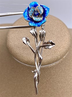 *Брошь-кулон Роза Эмаль арт. AB-Br00350-X-W-SAP-Bl-AQ-073 вес 6,51 г - фото 320423 *Брошь-кулон Роза Эмаль арт. AB-Br00350-X-W-SAP-Bl-AQ-073 вес 6,51 г - фото 320423