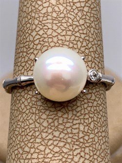 *Кольцо р.17 Белый Жемчуг д.9*9,5мм арт. 1.0469.0.b-414 Вес 2,68 г - фото 322108