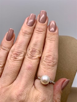 *Кольцо р.17 Белый Жемчуг д.9*9,5мм арт. 1.0469.0.b-414 Вес 2,68 г - фото 322109