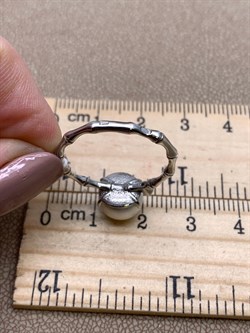 *Кольцо р.18 Белый Жемчуг д.9*9,5мм арт. 1.0469.0.b-438 Вес 2,75 г - фото 322140