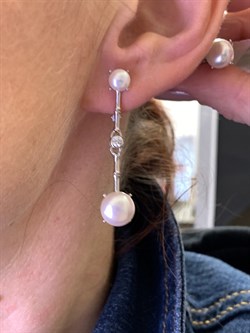 *Серьги Белый Жемчуг д.6*6,5 д.9*9,5мм арт. 2.0469.0.b-599 Вес 6,27 г - фото 322182 *Серьги Белый Жемчуг д.6*6,5 д.9*9,5мм арт. 2.0469.0.b-599 Вес 6,27 г - фото 322182