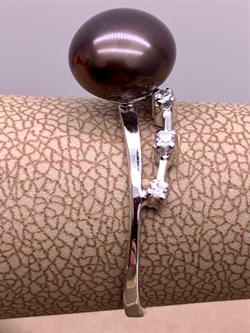 *Кольцо р.18 Черный Жемчуг д.8,5*9мм арт. 1.0394.0.b-247 Вес 2,38 г - фото 323272 *Кольцо р.18 Черный Жемчуг д.8,5*9мм арт. 1.0394.0.b-247 Вес 2,38 г - фото 323272