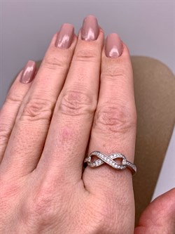 *Кольцо р.18 Бесконечность Белый Фианит Микро Вставки арт. CZ-R02233-X-W-X-X-W-18-239 вес 2,3 г - фото 323501