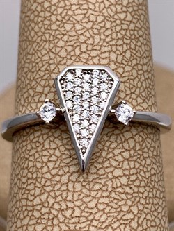 *Кольцо р.19 Белый Фианит Микро Вставки арт. MP-R90001-X-W-X-X-W-877 вес 2,64 г - фото 323676 *Кольцо р.19 Белый Фианит Микро Вставки арт. MP-R90001-X-W-X-X-W-877 вес 2,64 г - фото 323676