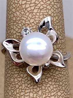 *Кольцо р.17 Белый Жемчуг д.8*8,5мм арт. 1.0409.0.b-282 Вес 2,68 г - фото 324231