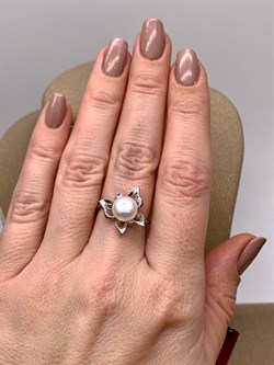 *Кольцо р.17 Белый Жемчуг д.8*8,5мм арт. 1.0409.0.b-282 Вес 2,68 г - фото 324232