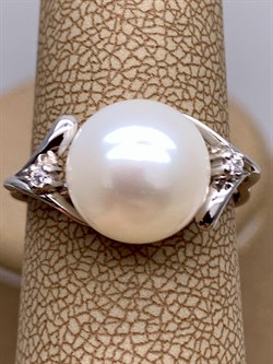 *Кольцо р.18,5 Белый Жемчуг д.10,5*11мм арт. 1.0856.0.b-925 Вес 3,35 г - фото 324292 *Кольцо р.18,5 Белый Жемчуг д.10,5*11мм арт. 1.0856.0.b-925 Вес 3,35 г - фото 324292