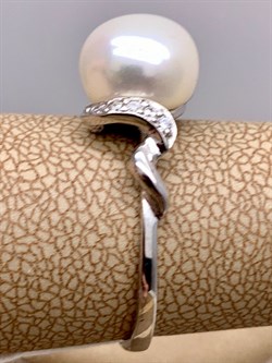 *Кольцо р.18,5 Белый Жемчуг д.9,5*10мм арт. 1.0445.0.b-560 Вес 3,15 г - фото 324394