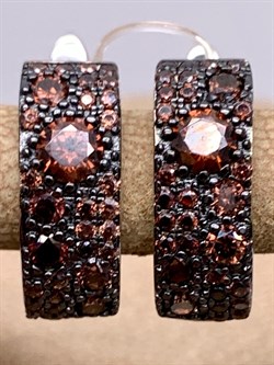 *Серьги Коньячный Фианит Микро Вставки арт. SL-E00324-X-WB-DB-X-DB-479 вес 4,3 г - фото 325656 *Серьги Коньячный Фианит Микро Вставки арт. SL-E00324-X-WB-DB-X-DB-479 вес 4,3 г - фото 325656