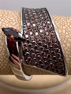 *Кольцо р.18,5 Коньячный Фианит Микро Вставки арт. CZ-R1330-2-X-WB-BR-X-BR-233 вес 4,8 г - фото 326383