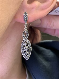 *Серьги 8 марта Марказит арт. HE1400-968 Вес 7,86 г - фото 327237 *Серьги 8 марта Марказит арт. HE1400-968 Вес 7,86 г - фото 327237