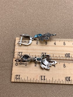 *Серьги Микс Марказит Голубой Топаз арт. HE955-980 вес 8,4 г - фото 328069 *Серьги Микс Марказит Голубой Топаз арт. HE955-980 вес 8,4 г - фото 328069