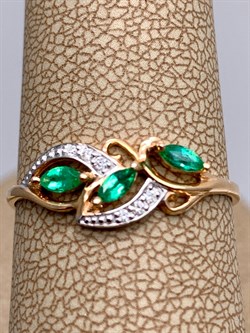 *Кольцо р.19 Изумруд цв Красное арт. 11283-101-743 (вес 1,38 г) - фото 329068 *Кольцо р.19 Изумруд цв Красное арт. 11283-101-743 (вес 1,38 г) - фото 329068