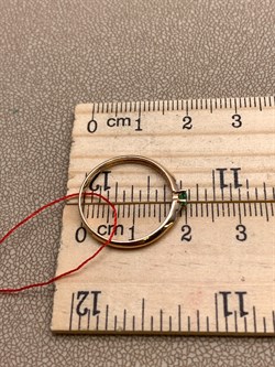 *Кольцо р.17,5 Изумруд цв Красное арт. 13621-101-283 (вес 1,1 г) - фото 329135