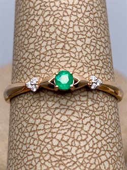 *Кольцо р.18 Изумруд цв Красное арт. 13484-101-749 (вес 1,19 г) - фото 329313 *Кольцо р.18 Изумруд цв Красное арт. 13484-101-749 (вес 1,19 г) - фото 329313