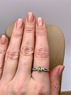 *Кольцо р.18,5 Изумруд цв Белое, цв Красное арт. 13545-201-026 (вес 1,79 г) - фото 329335 *Кольцо р.18,5 Изумруд цв Белое, цв Красное арт. 13545-201-026 (вес 1,79 г) - фото 329335