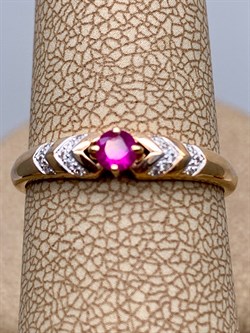 *Кольцо р.17 Рубин цв Красное арт. 13325-103-317 (вес 1,53 г) - фото 329603 *Кольцо р.17 Рубин цв Красное арт. 13325-103-317 (вес 1,53 г) - фото 329603