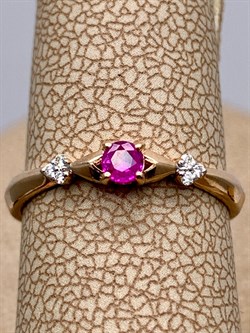 *Кольцо р.16 Рубин цв Красное арт. 13484-103-763 (вес 1,28 г) - фото 329726 *Кольцо р.16 Рубин цв Красное арт. 13484-103-763 (вес 1,28 г) - фото 329726