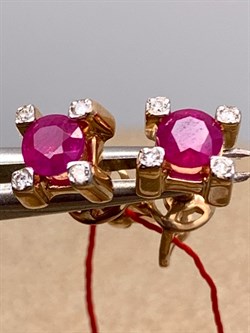 *Пусеты Рубин цв Красное арт. 23984-103-731 (вес 1,84 г) - фото 329774