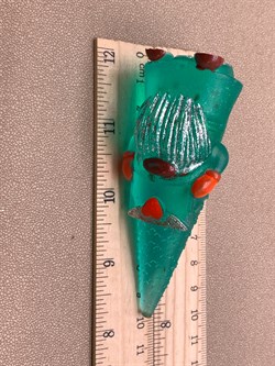 Гномик с письмом р.3,5-10см Подставка для колец арт 250330 Изумруд Золотая поталь вес 49,37 - фото 329843