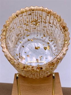 Стакан с крышкой Бантик р. 7*8,5 см Янтарь Золотая поталь арт 250302 вес 172,14 гр - фото 329882