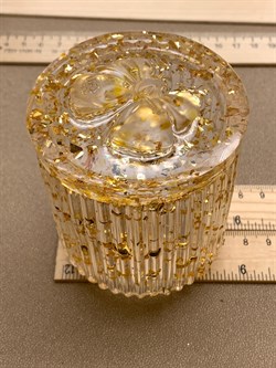 Стакан с крышкой Бантик р. 7*8,5 см Янтарь Золотая поталь арт 250302 вес 172,14 гр - фото 329892