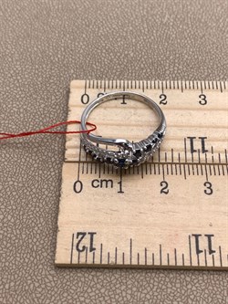 *Кольцо р.18 Сапфир цв Белое арт. 13639-202-084 (вес 2,58 г) - фото 330257