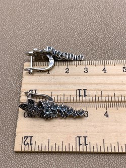 *Серьги Виноградная Гроздь Микс Марказит Голубой Топаз арт. HE697-613 вес 7,39 г - фото 330369 *Серьги Виноградная Гроздь Микс Марказит Голубой Топаз арт. HE697-613 вес 7,39 г - фото 330369