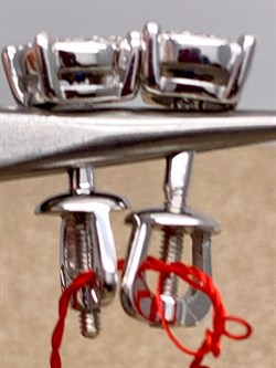 *Пусеты Сапфир цв Белое арт. 23395-202-087 (вес 1,86 г) - фото 330470