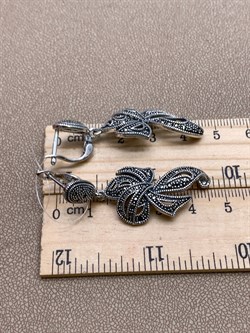 *Серьги Бантики Марказит арт. HE1449-1L-624 Вес 13,86 г - фото 330562 *Серьги Бантики Марказит арт. HE1449-1L-624 Вес 13,86 г - фото 330562