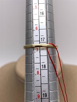 *Кольцо р.17,5 Синий Сапфир цв Лимонное арт. 11104-302-590 вес 2,3 г - фото 330828 *Кольцо р.17,5 Синий Сапфир цв Лимонное арт. 11104-302-590 вес 2,3 г - фото 330828