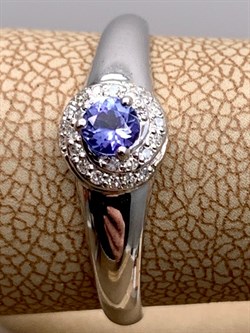 *Кольцо р.18,5 Танзанит цв Белое арт. 13030-204-219 (вес 1,87 г) - фото 331442 *Кольцо р.18,5 Танзанит цв Белое арт. 13030-204-219 (вес 1,87 г) - фото 331442